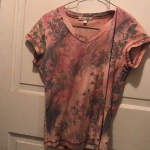 Women’s print top